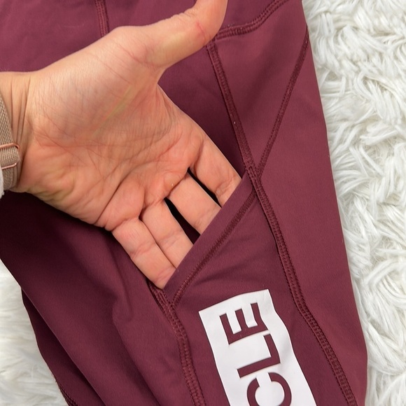 🔥$SALE$🔥 Lululemon Rebel Runner Crop Wine Berry - Picture 5 of 9